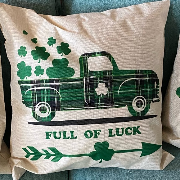 St. Patrick’s Day Decorative Pillow Covers for 18” Pillows.  Set of 4.  NEW - Picture 6 of 13